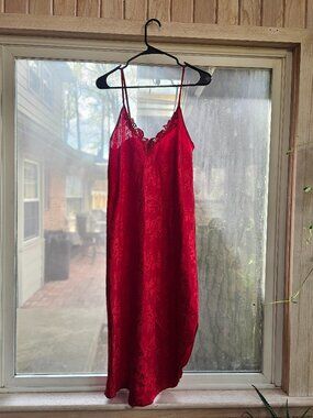 Innermost Vintage Red Rose Slip Size M
